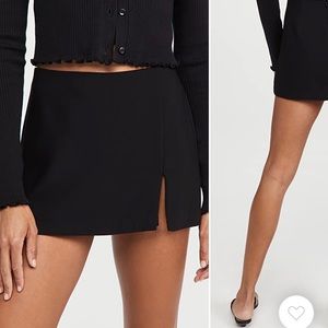 Amanda upRichard skort with slit